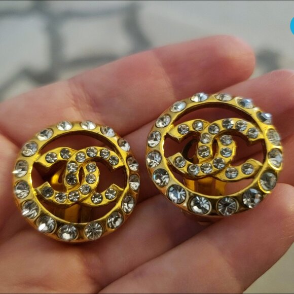 Chanel Vintage Strass Crystal Interlocking CC Clip-On Earrings - Picture 3 of 11